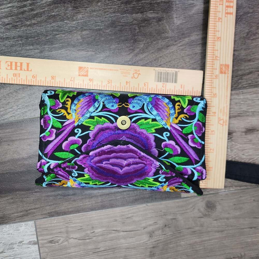 Boho Floral and Bird Embroidered Wristlet Clutch Bag ***Some loose strings*** - Picture 3 of 12
